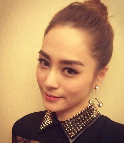 娱乐吃瓜带面具的明星,揭秘娱乐吃瓜界的神秘面纱